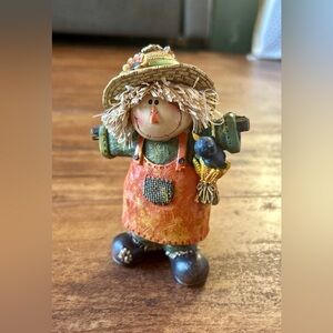 Resin scarecrow figurine Thanksgiving